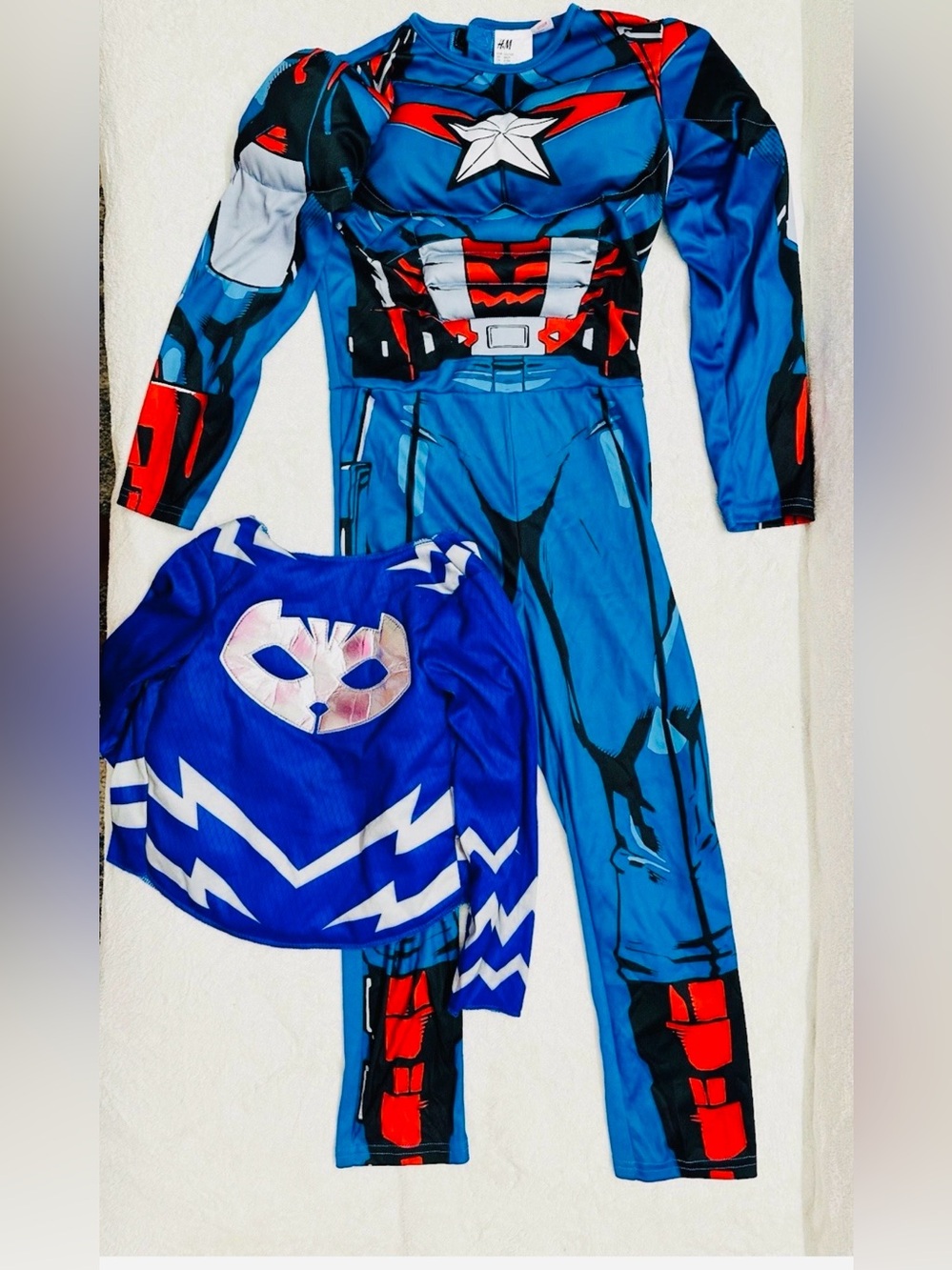HALLOWEEN Boys Costume Set Marvel H&M Size 6-8Y Like New